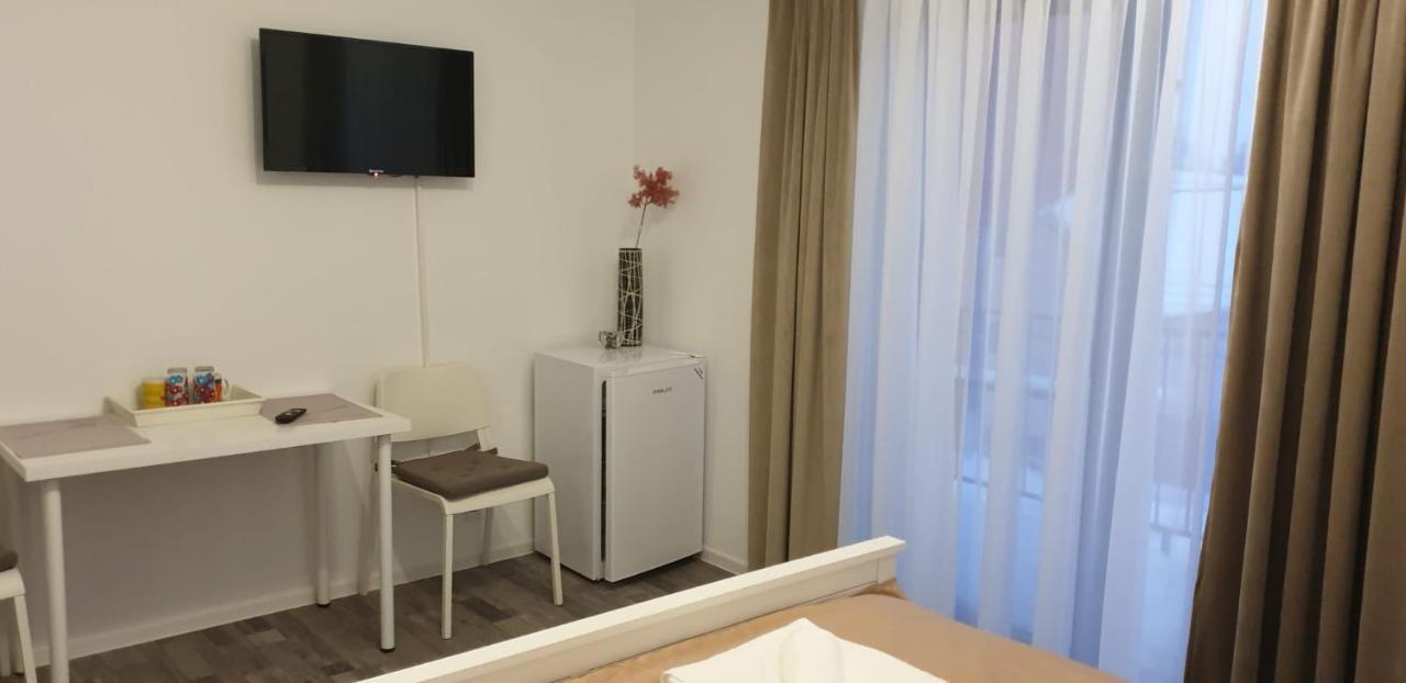 Guest house Casa Danei *
